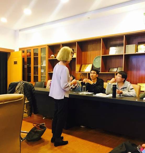 挪威奥斯陆大学著名教授Bente Christensen驻黄色视频
讲学 1.jpg